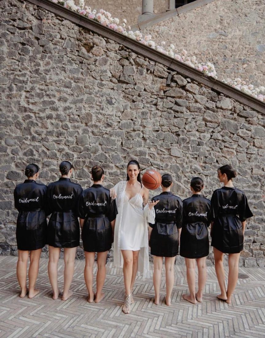 Le nozze di Valentina Vignali: la sposa con le sue damigelle
